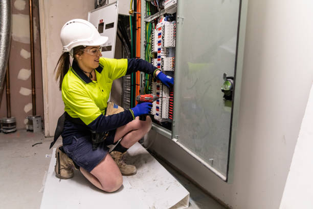 Best Emergency Electrical Repair  in Lliams Bay, WI
